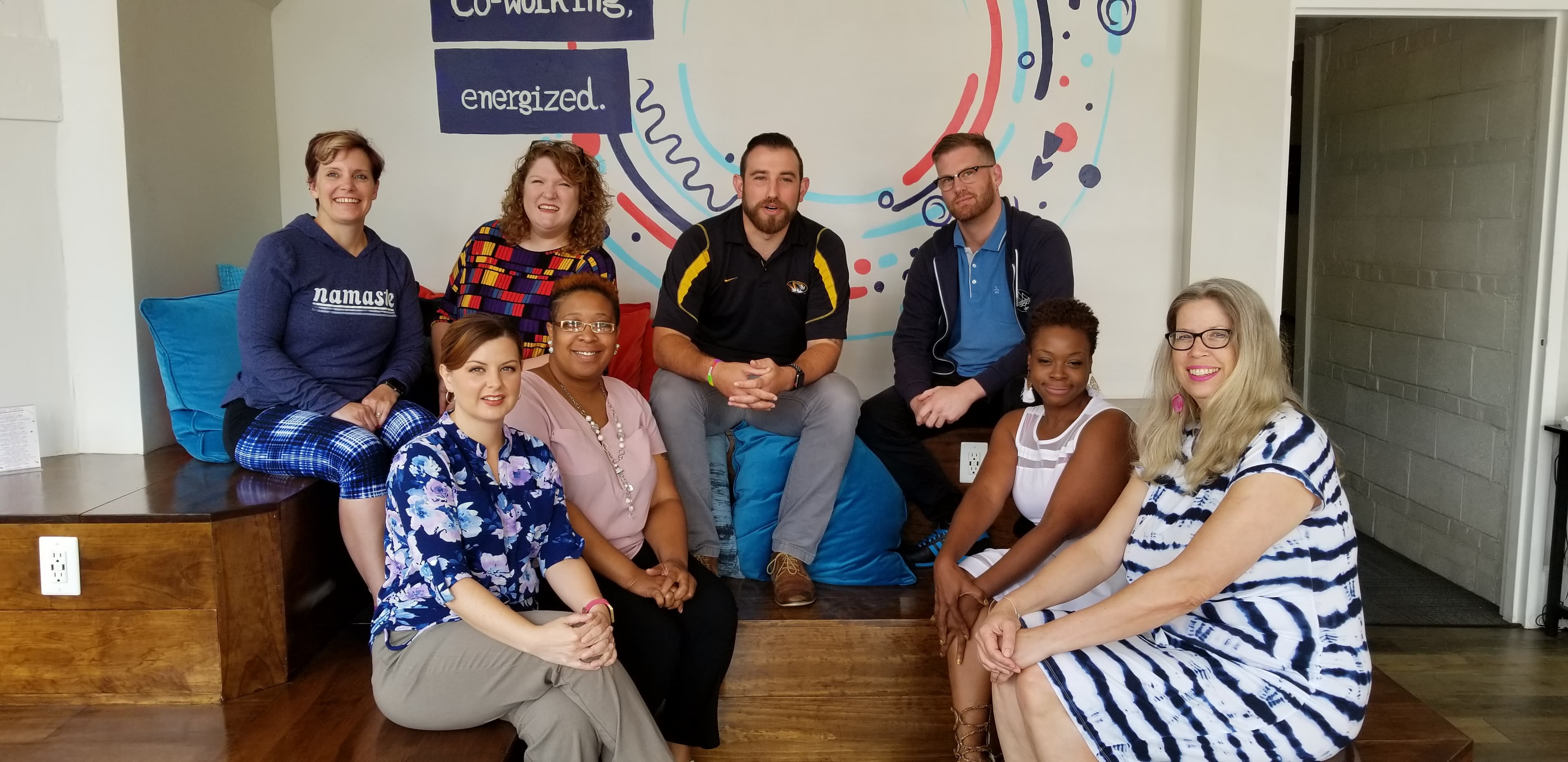 Members of a St. Louis BusinessGPS chapter together after a meeting